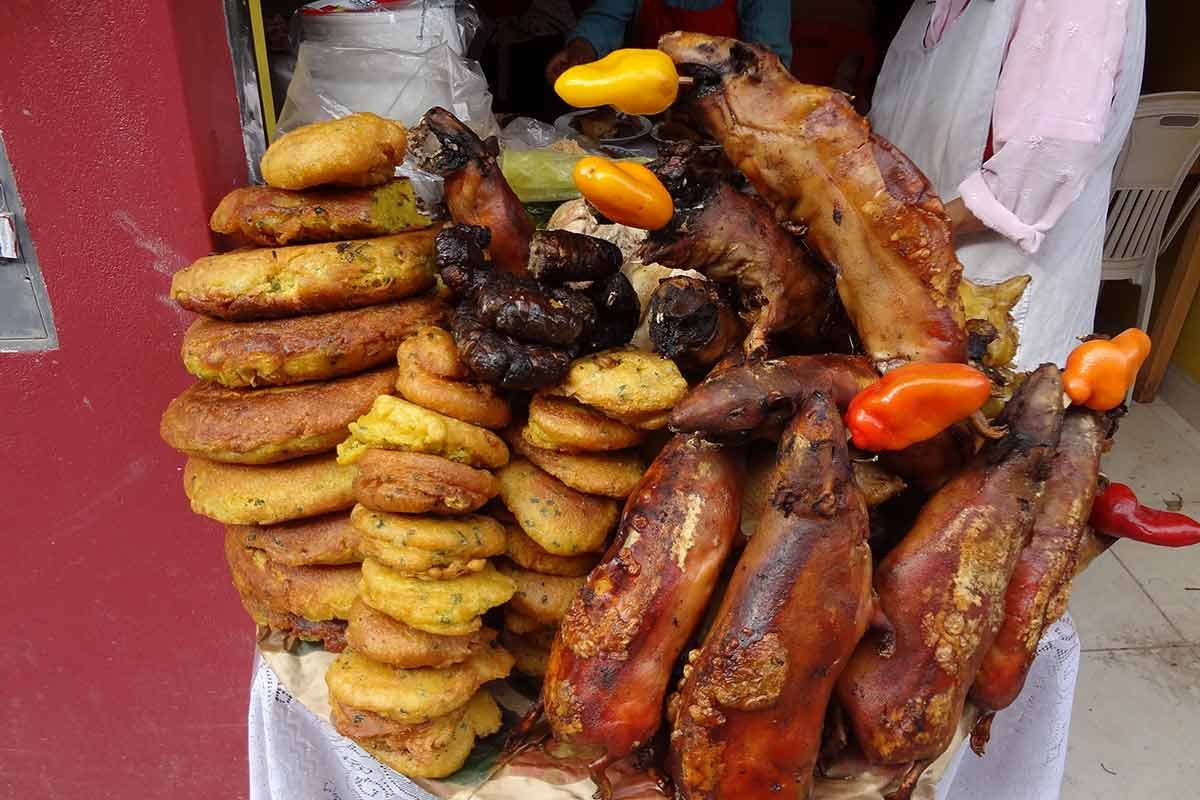 Read more about the article Comidas y Platos Típicos de Cusco