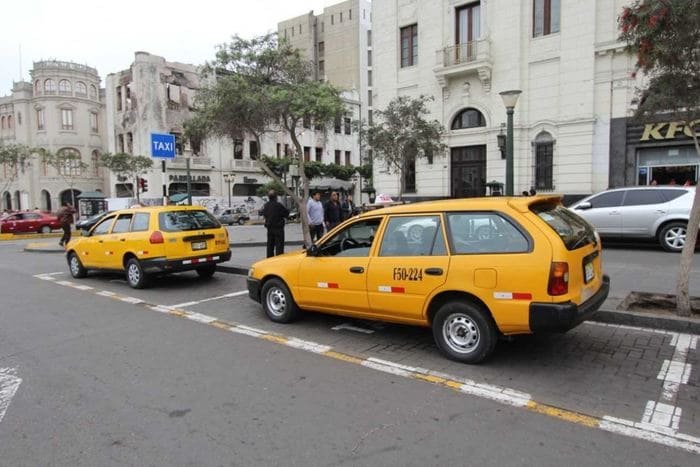 Cambio de placa de taxi a particular: Taxi amarillo